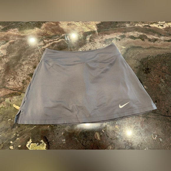 🎾NIKE-Tennis skirt and tank 🎾 - Picture 5 of 9